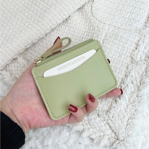 ⚠️Clearance💚New Cardholder Mint Green Wallet - Picture 1 of 4